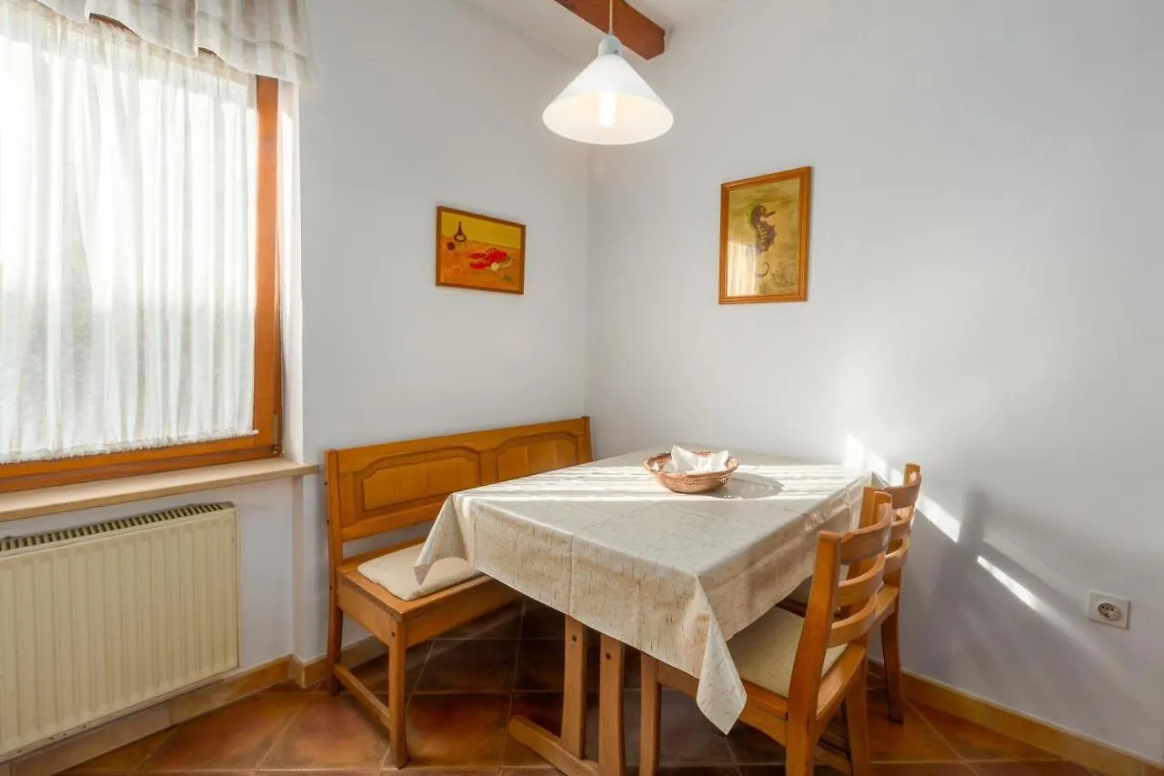 Apartment Umag 6992a Kroatien