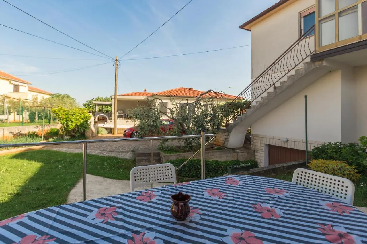 Apartment Umag 6992a